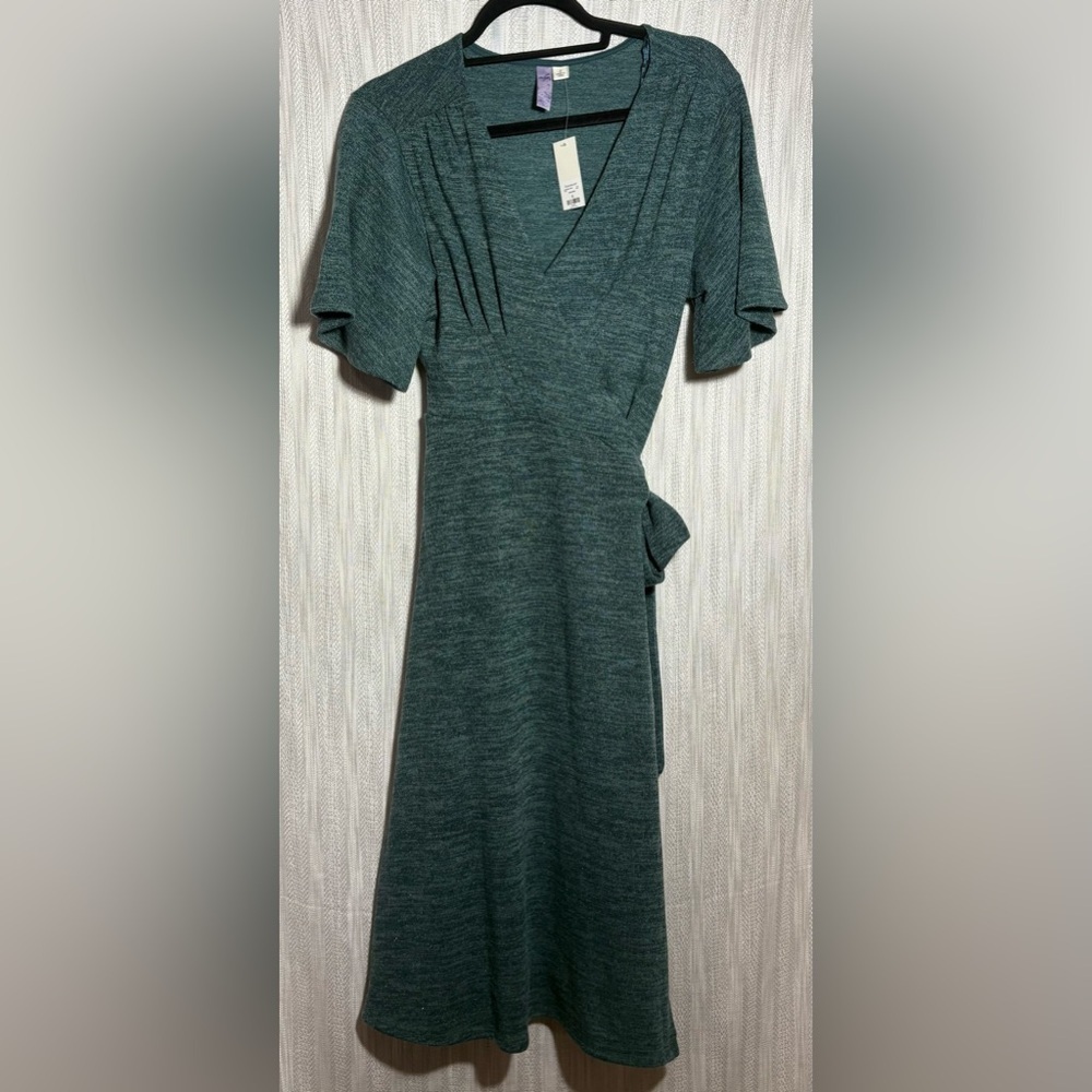 Francesca's Collections Teal Midi Dress